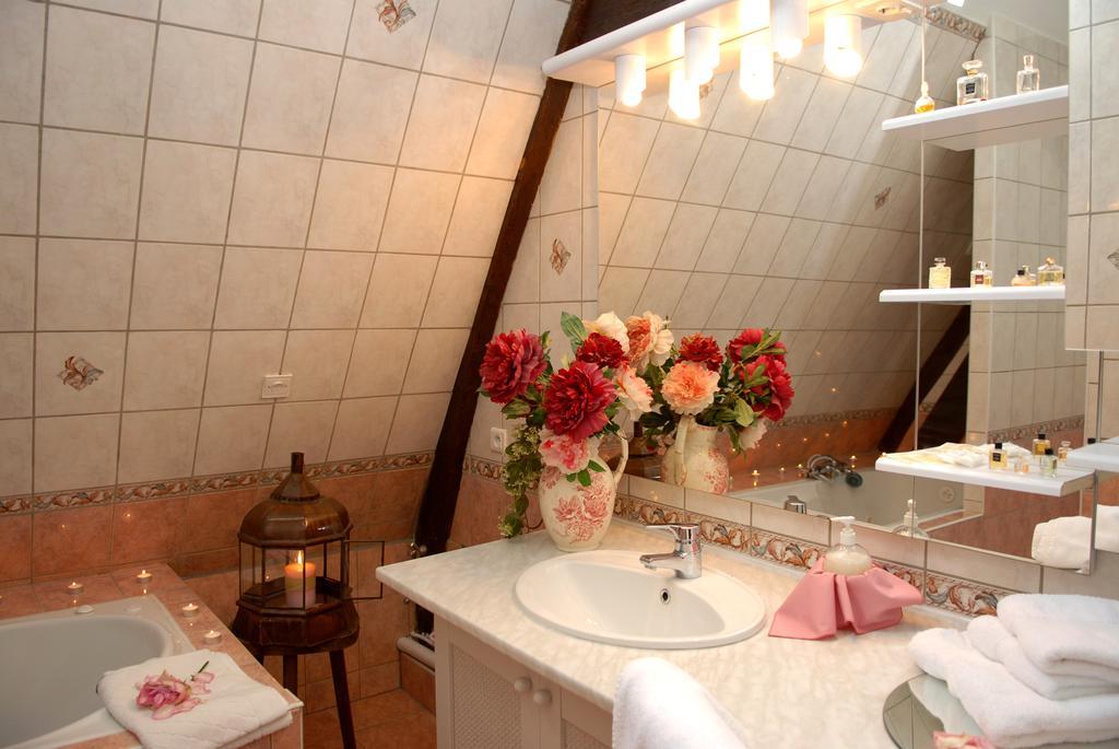 Le Vieux Pressoir Bed & Breakfast Pont-l'Eveque  Exterior photo